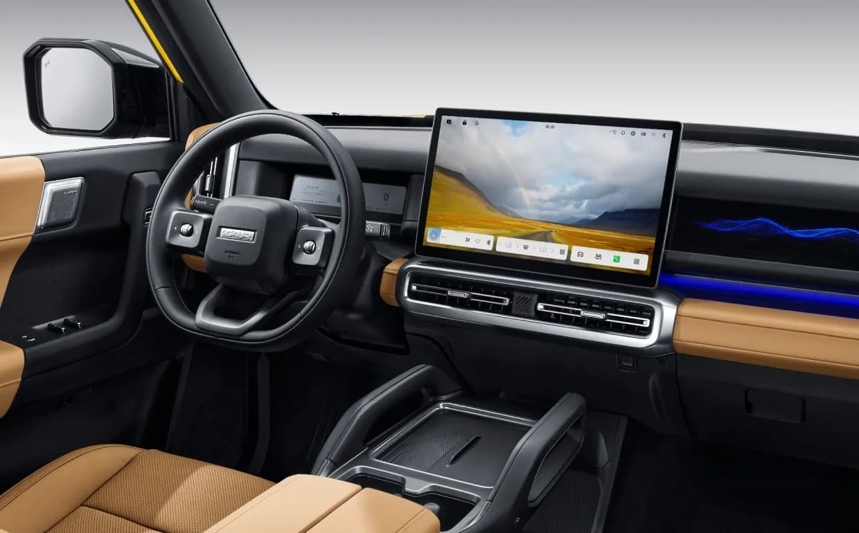 Icaur 03T central touchscreen